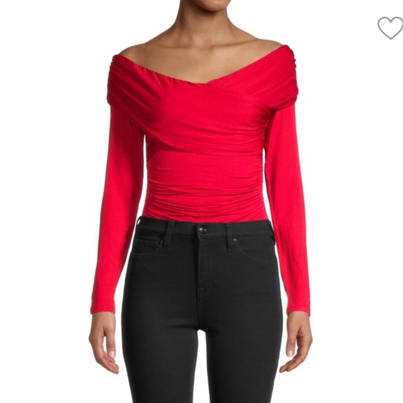 NWT BCBGmaxazria red offshoulder top size M - Picture 2 of 5